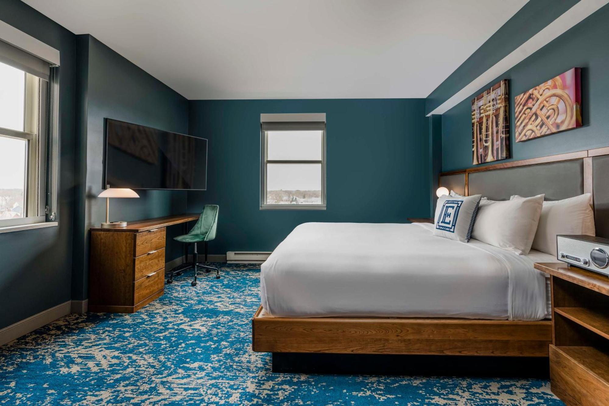 Hotel Elkhart, Tapestry Collection By Hilton Elkhart